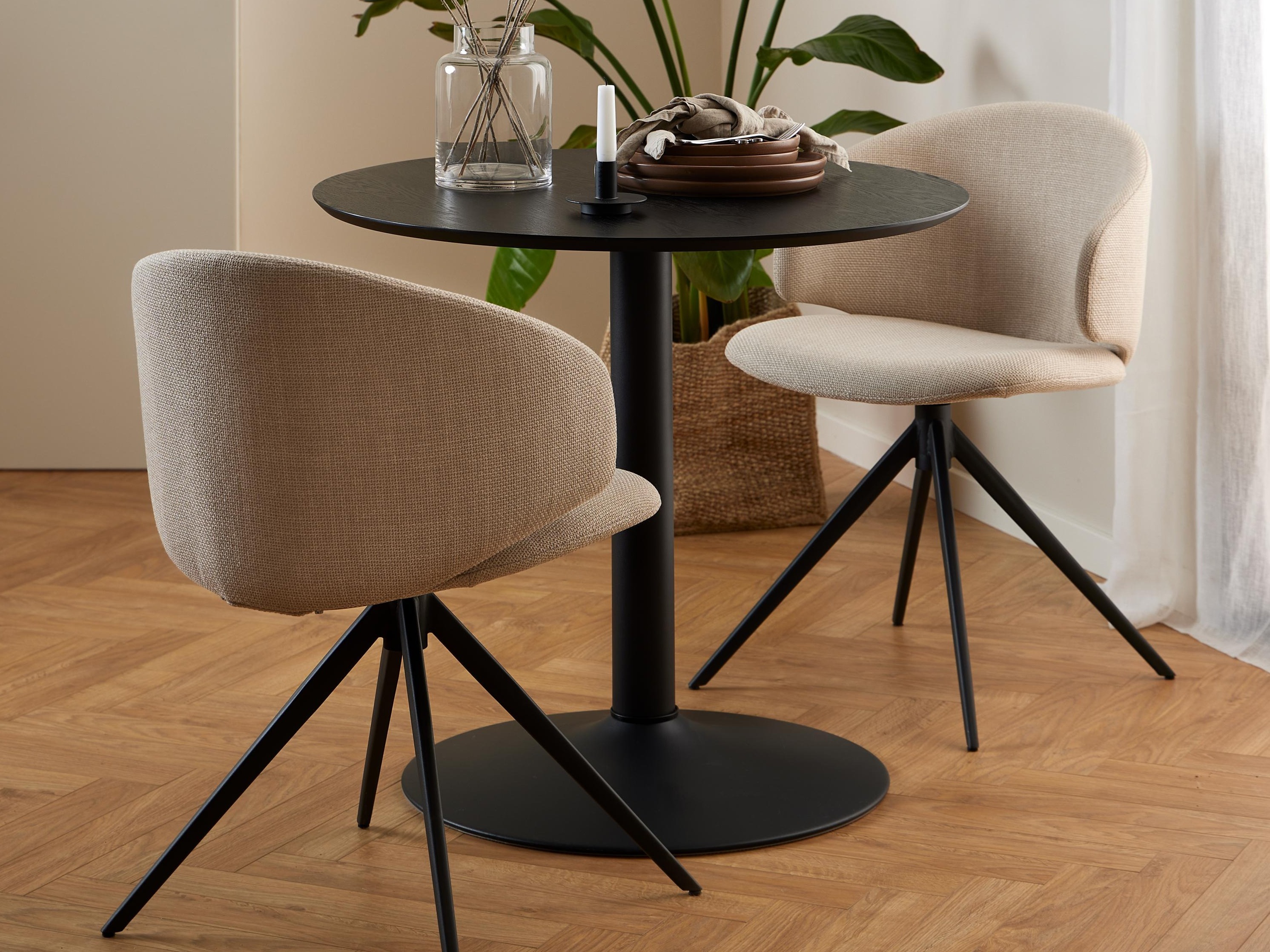 Маса Norsica 1057 (Черен + Черна пепел)