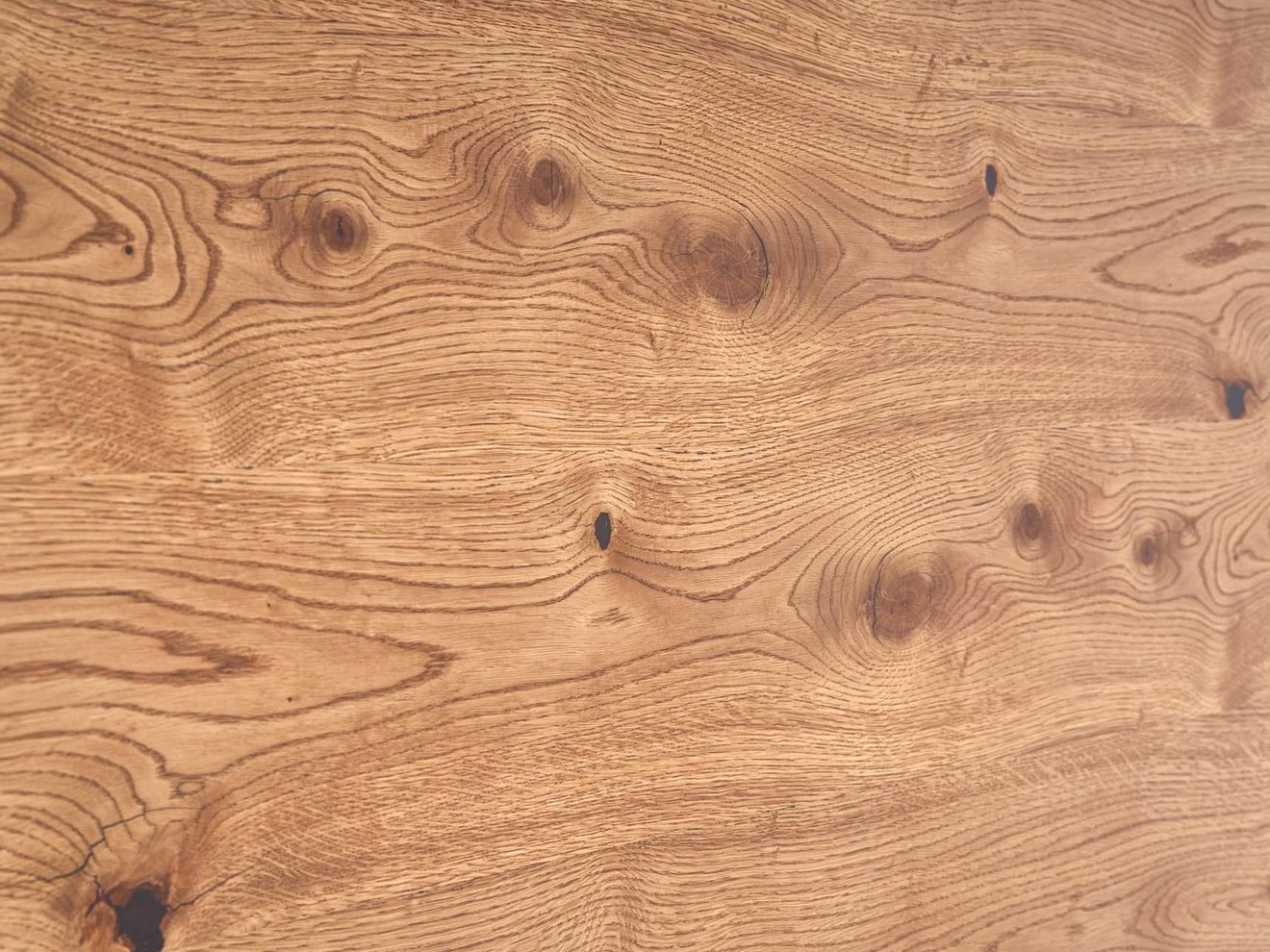 Маса Houston 710