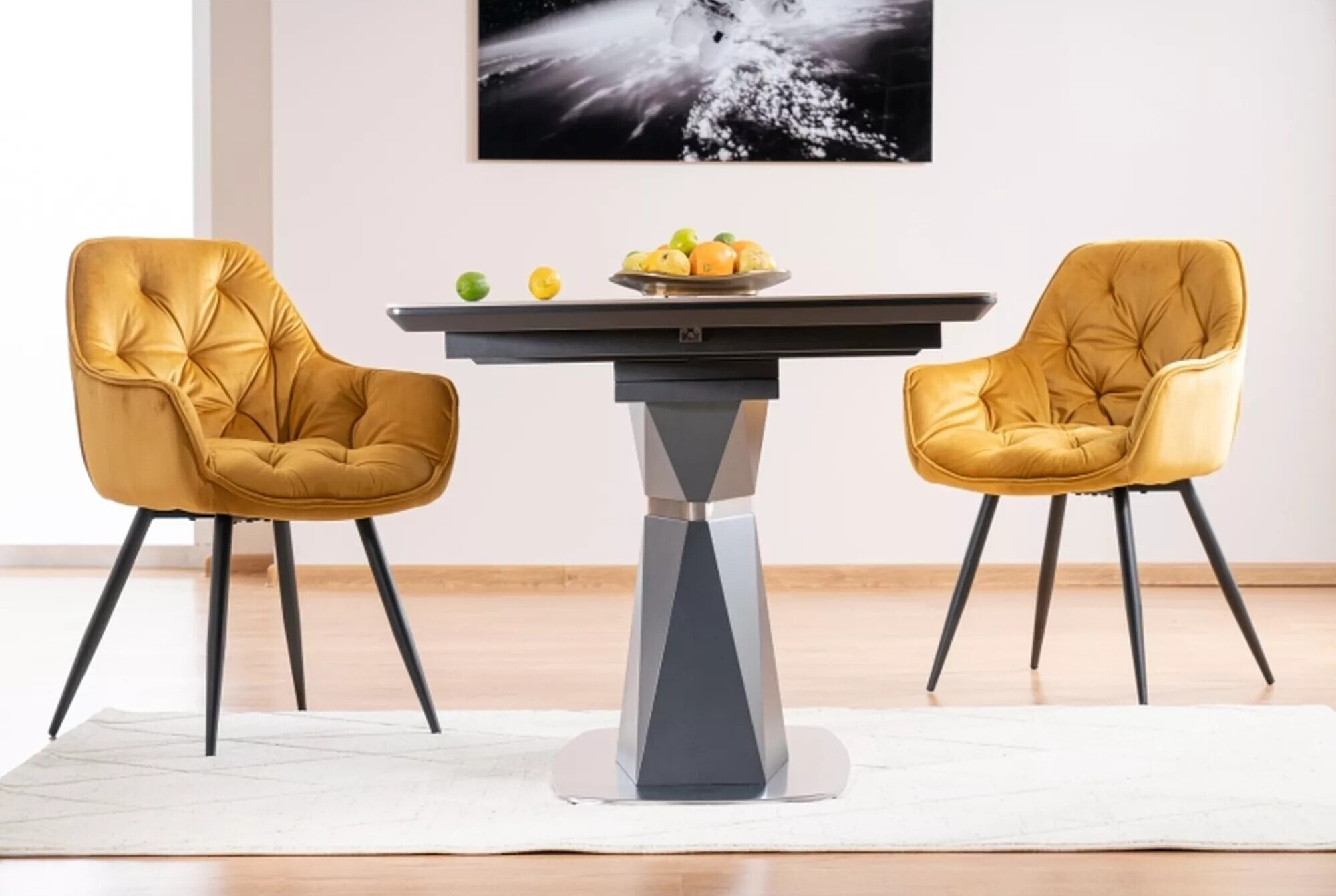 Стол SB4858 с нарушена опаковка