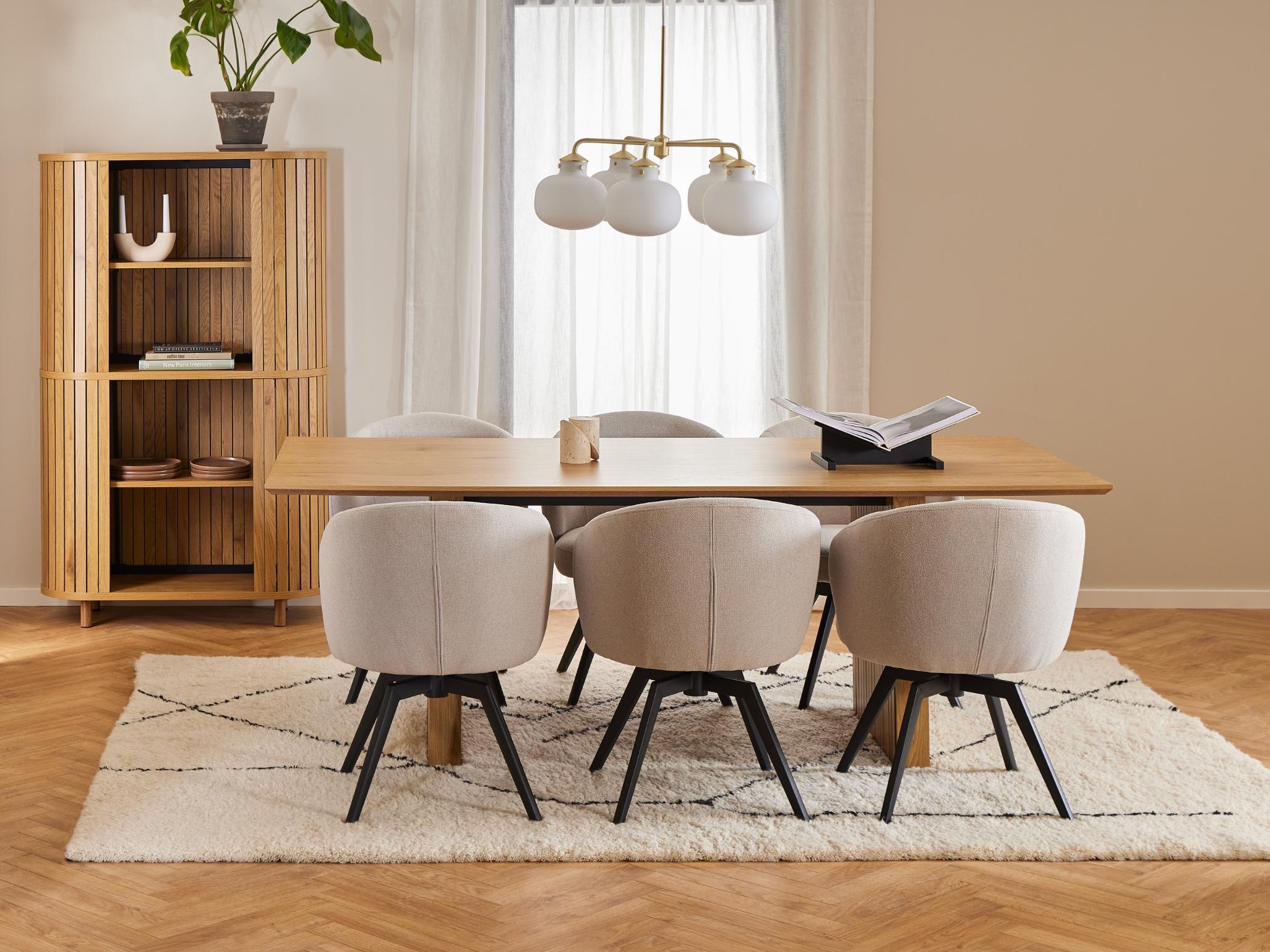 Маса Norsica 823