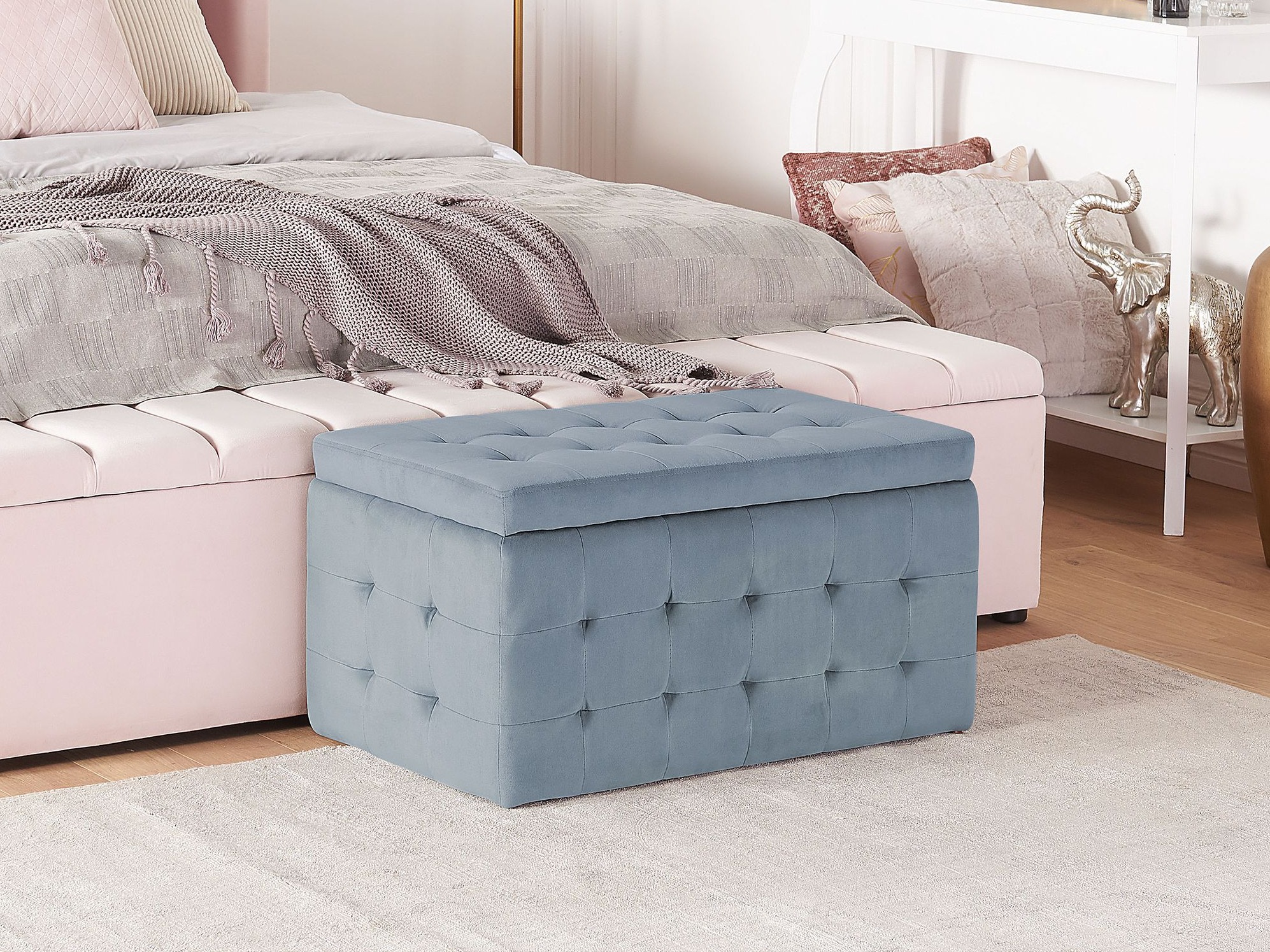 Тапицирана пейка Berwyn 1754 (Сив)