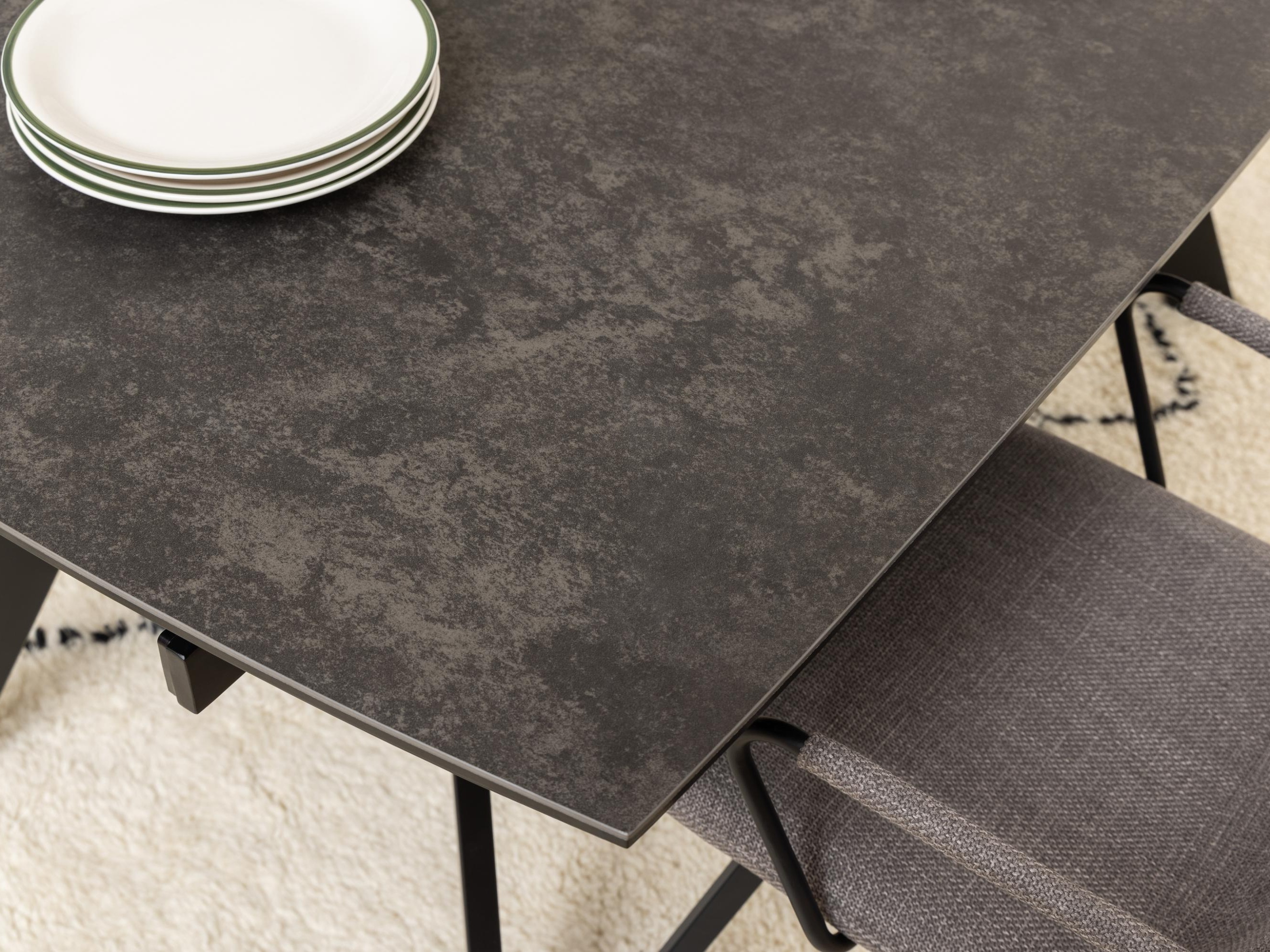 Маса Norsica 675