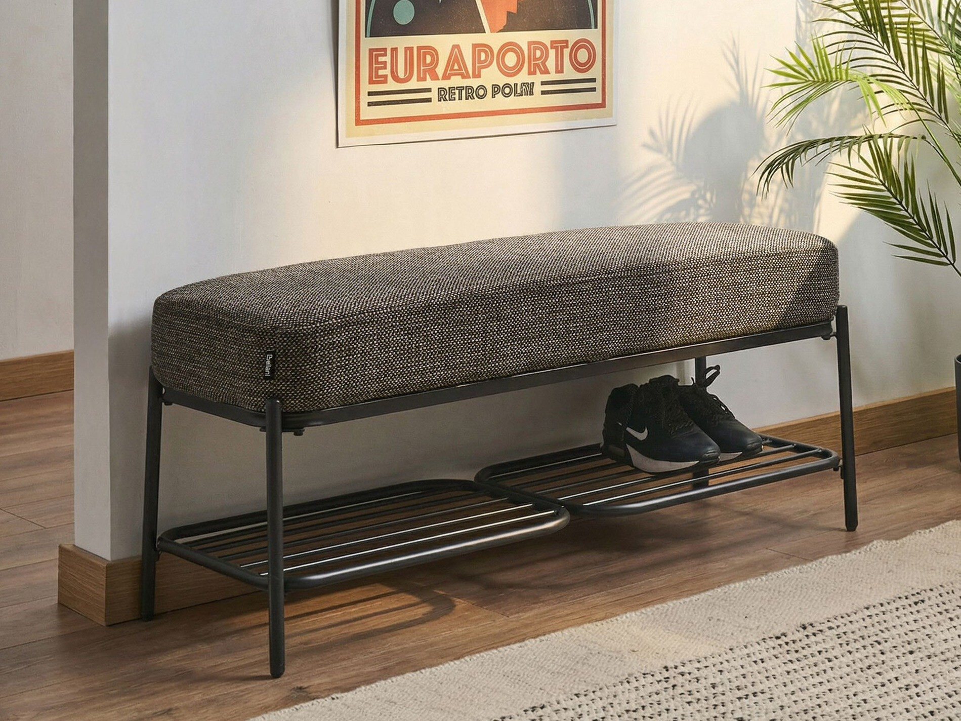 Тапицирана пейка Berwyn 3278 (Черен)