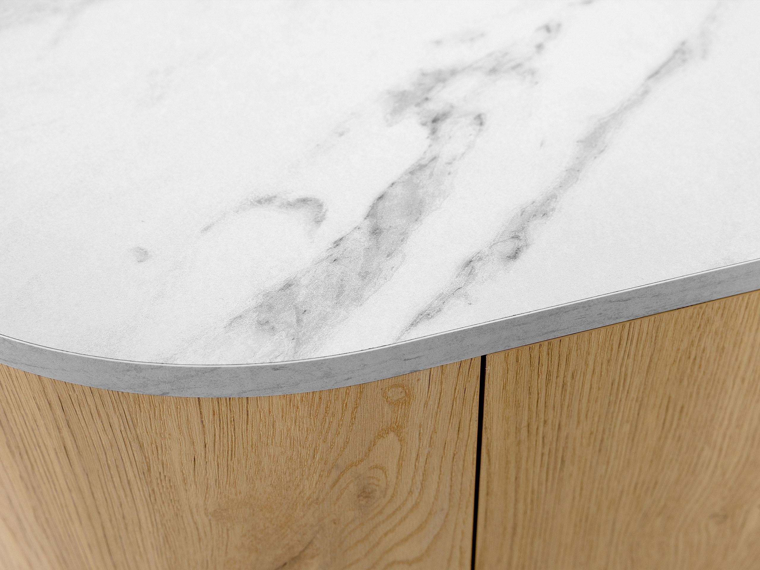 Тоалетка Comfivo Livtena 107